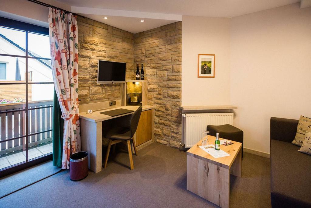 Weinhotel Offenstein Erben Eltville am Rhein Екстер'єр фото