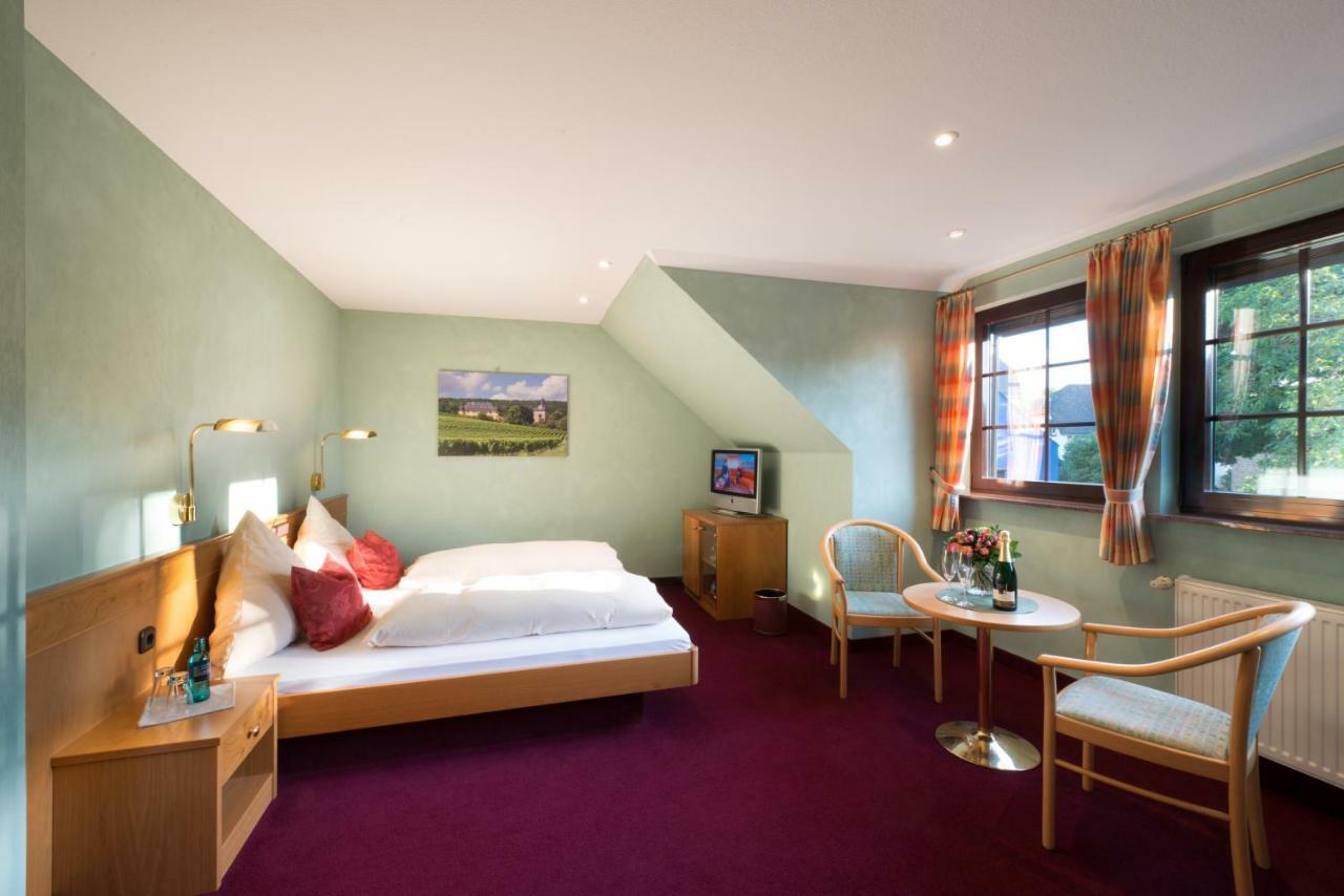 Weinhotel Offenstein Erben Eltville am Rhein Екстер'єр фото